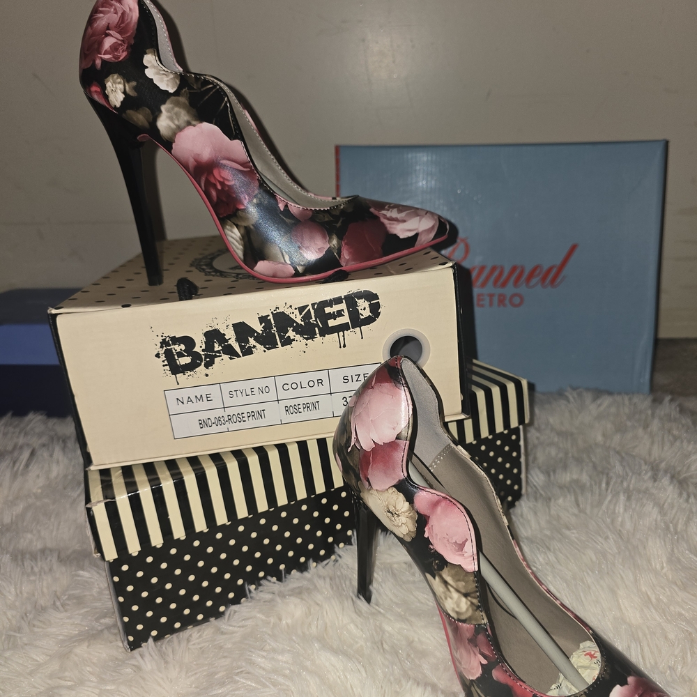 Lupe Floral Stiletto By Banned Retro